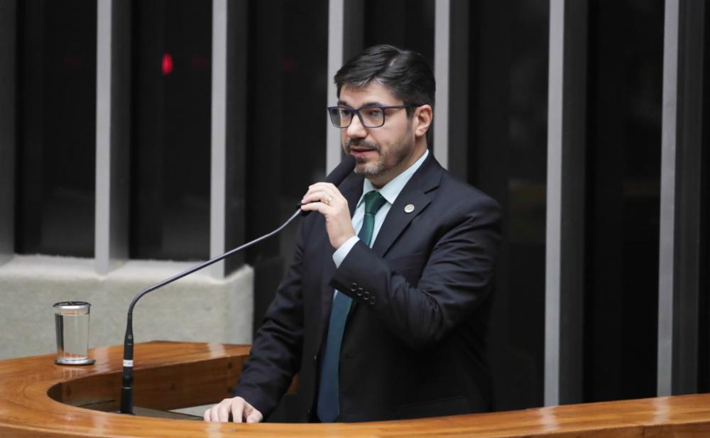 Piso da Enfermagem: 22 estados cobram encargos no STF